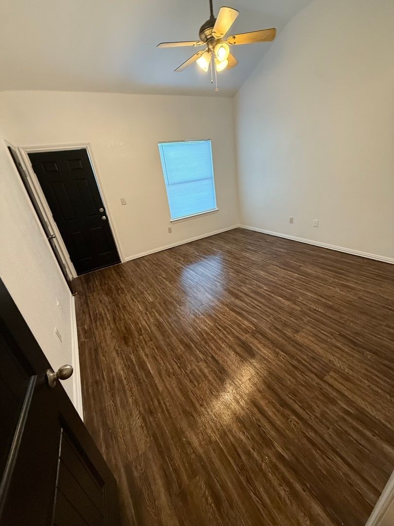 941 Sylvia Street, Weatherford, TX, 76086 | 21071544 | Realty Texas LLC