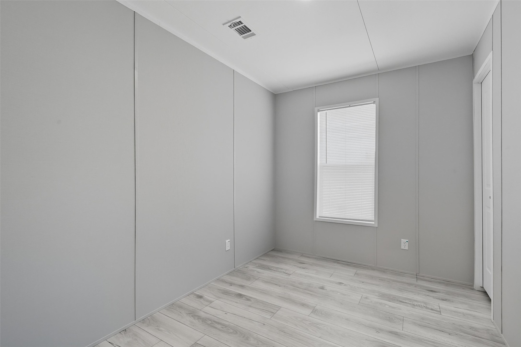 6303 N Oklahoma Trail, Granbury, TX, 76048 | 21072634 | Realty Texas LLC