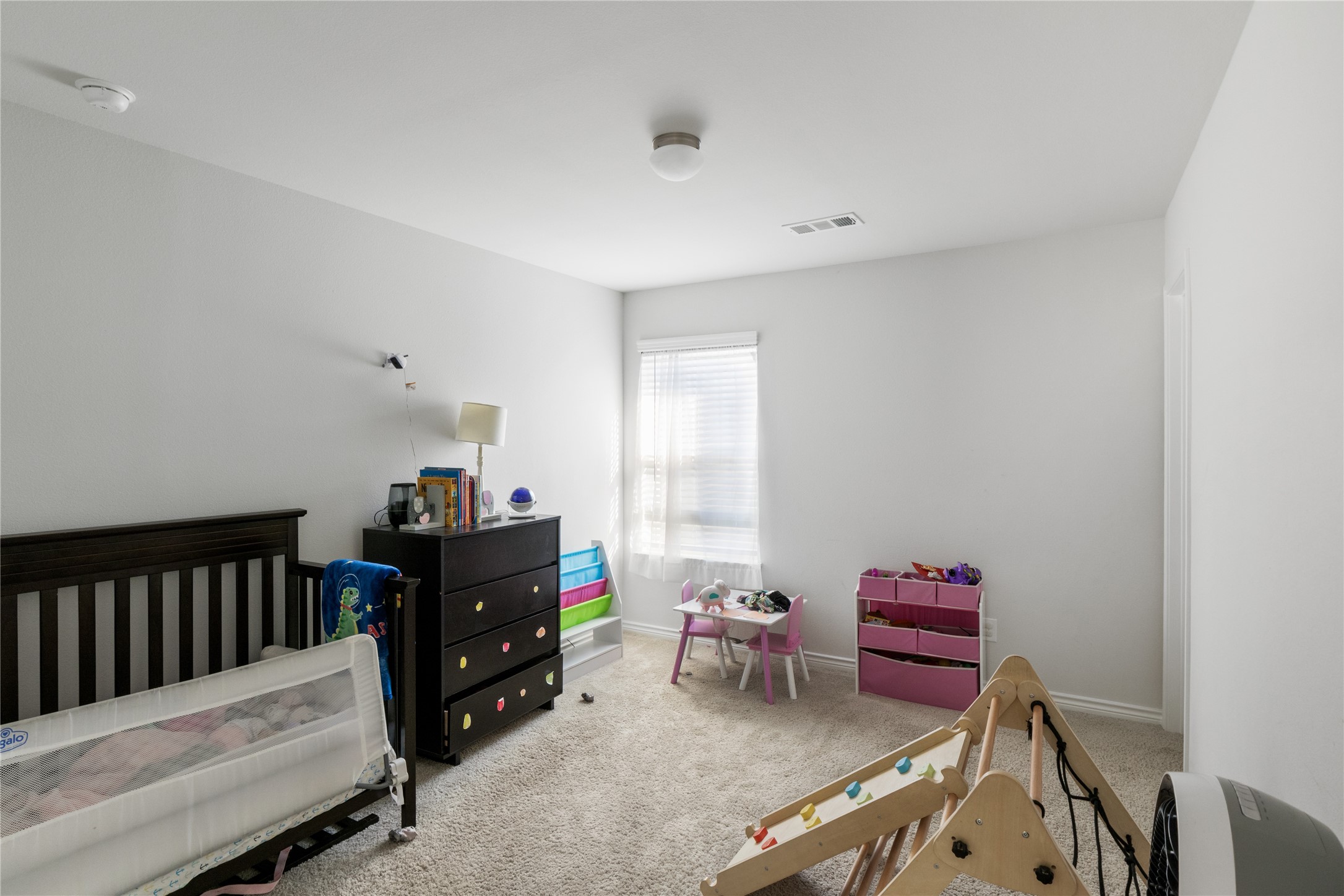 1425 Tall Pine Way, Fort Worth, TX, 76112 | 21074419 | Realty Texas LLC