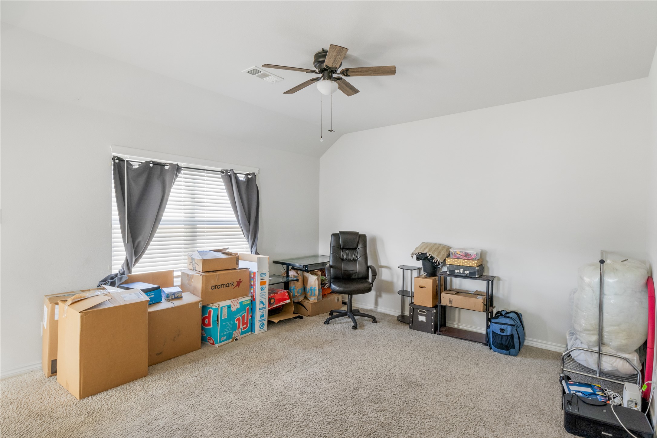 1425 Tall Pine Way, Fort Worth, TX, 76112 | 21074419 | Realty Texas LLC