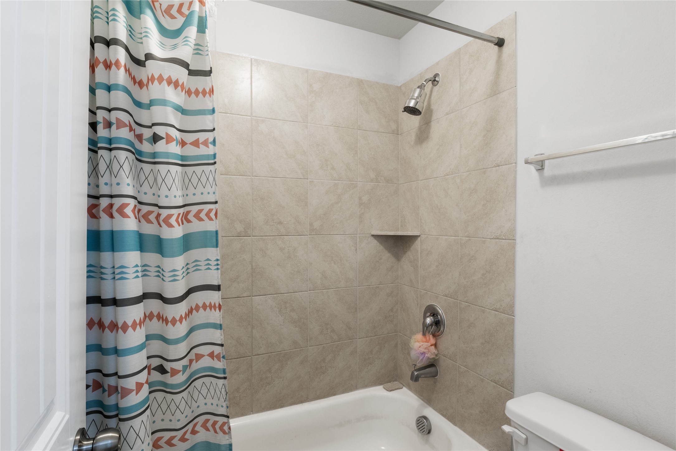 1425 Tall Pine Way, Fort Worth, TX, 76112 | 21074419 | Realty Texas LLC