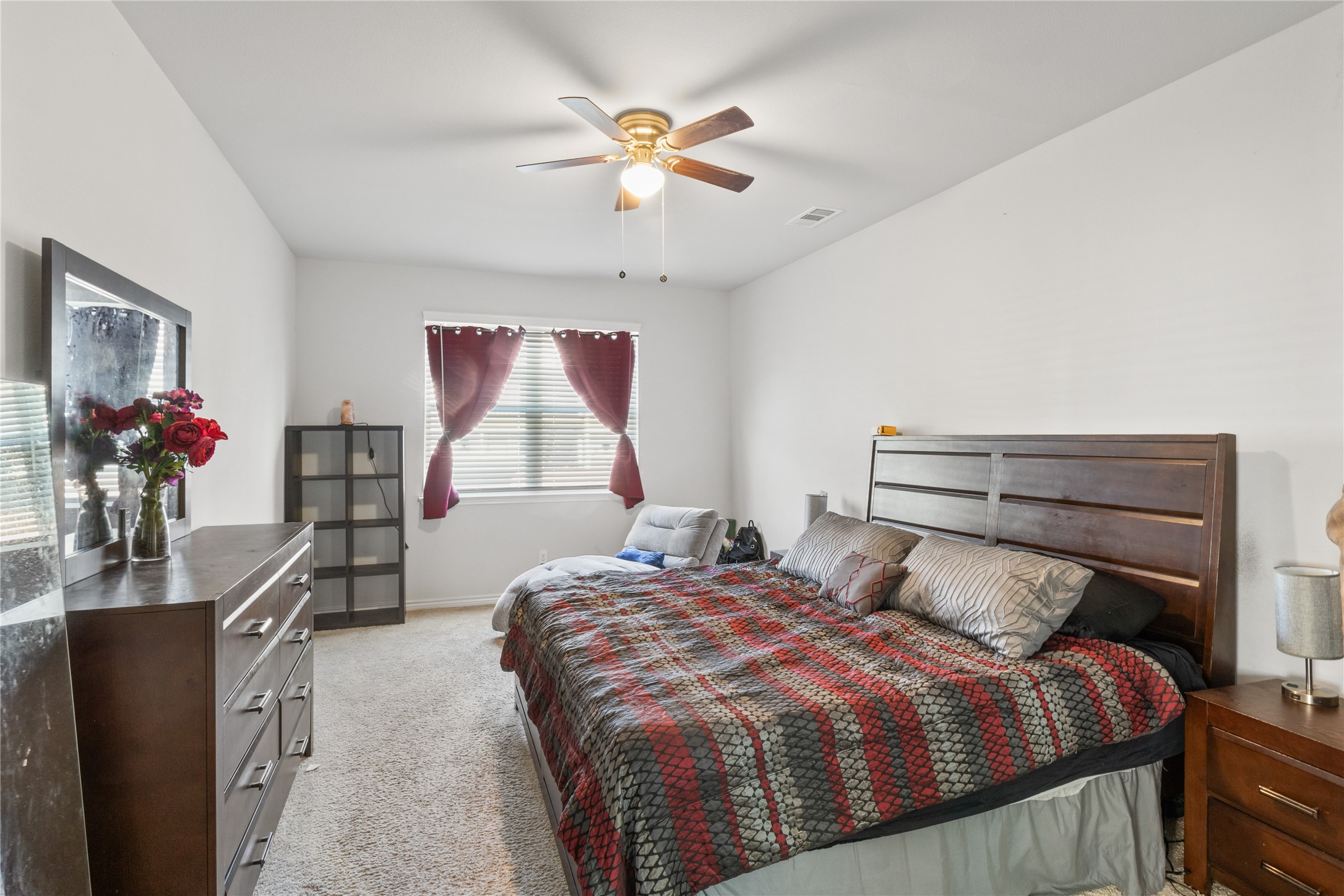 1425 Tall Pine Way, Fort Worth, TX, 76112 | 21074419 | Realty Texas LLC