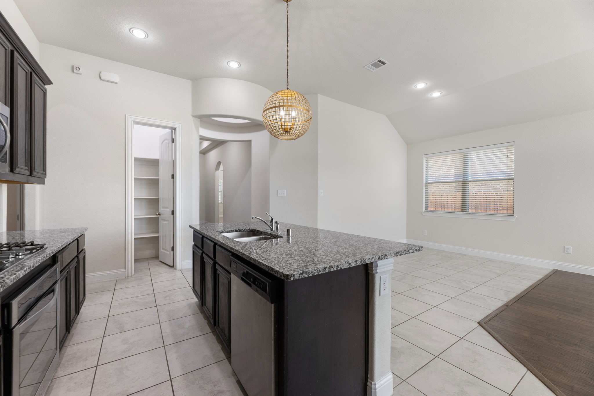 3006 Grand Bay Drive, Garland, TX, 75040 | 21074551 | Realty Texas LLC