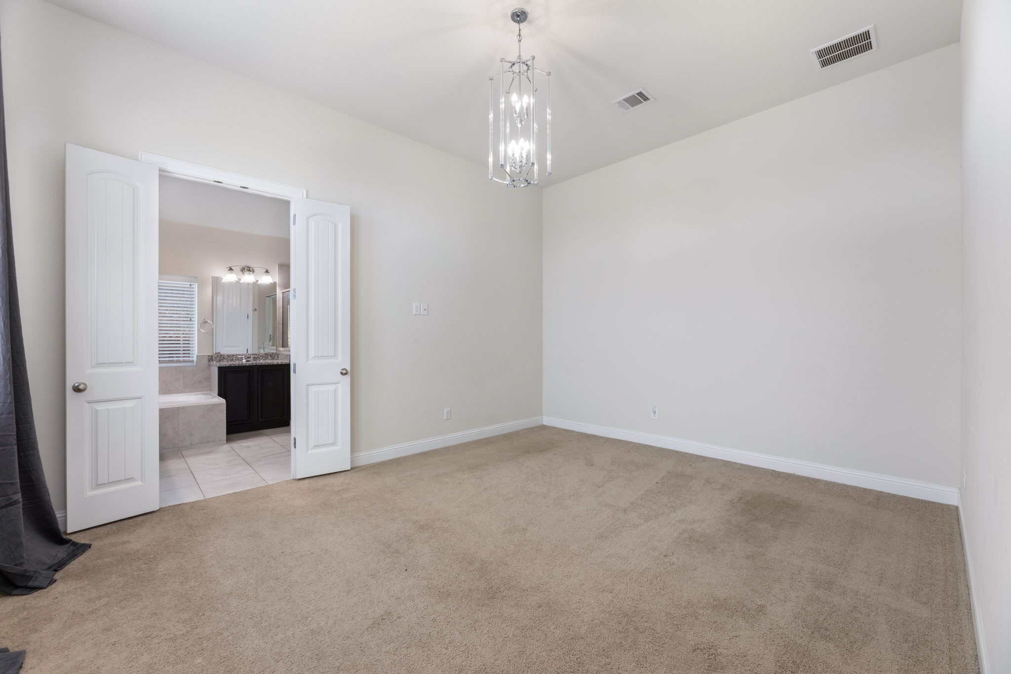 3006 Grand Bay Drive, Garland, TX, 75040 | 21074551 | Realty Texas LLC