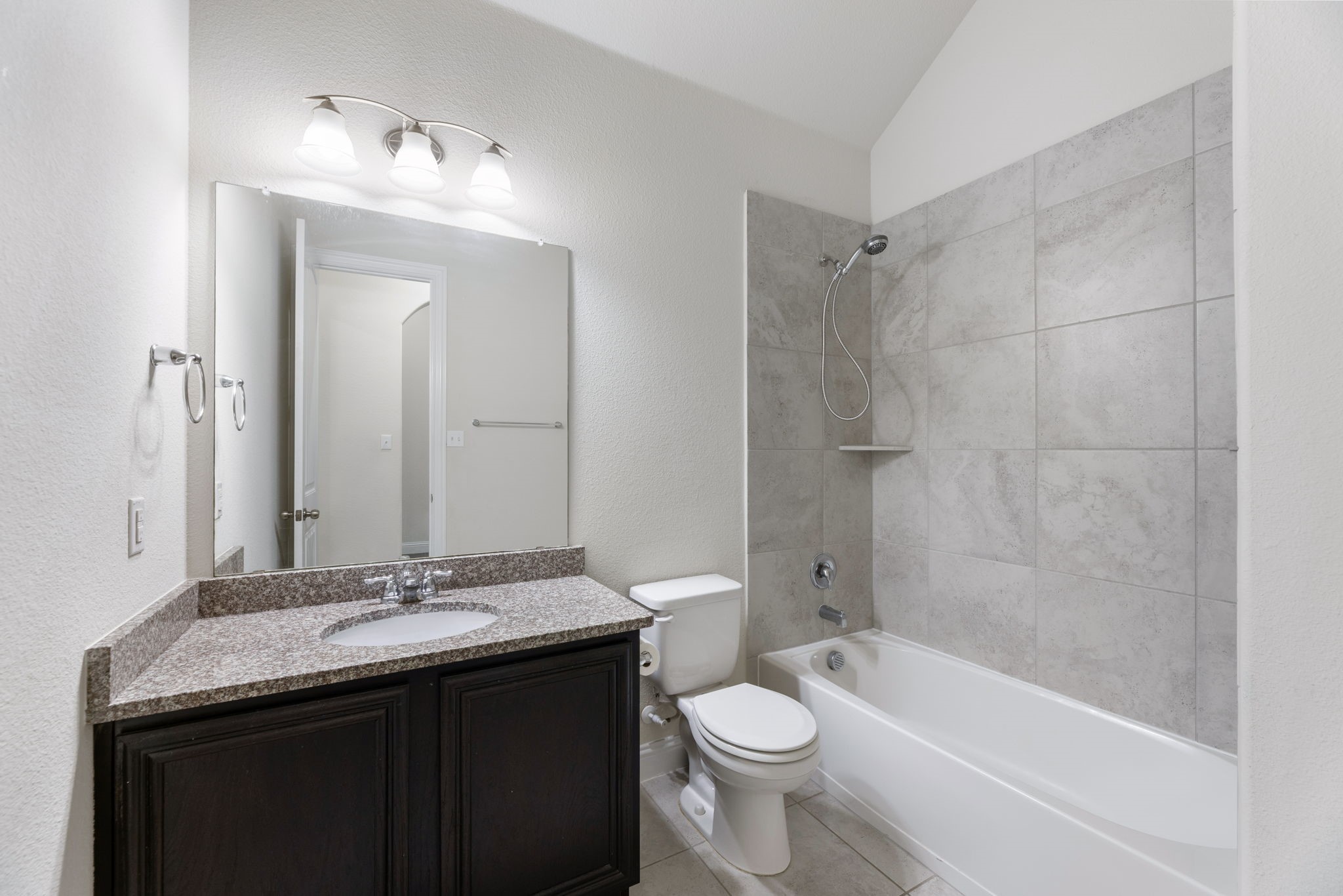 3006 Grand Bay Drive, Garland, TX, 75040 | 21074551 | Realty Texas LLC