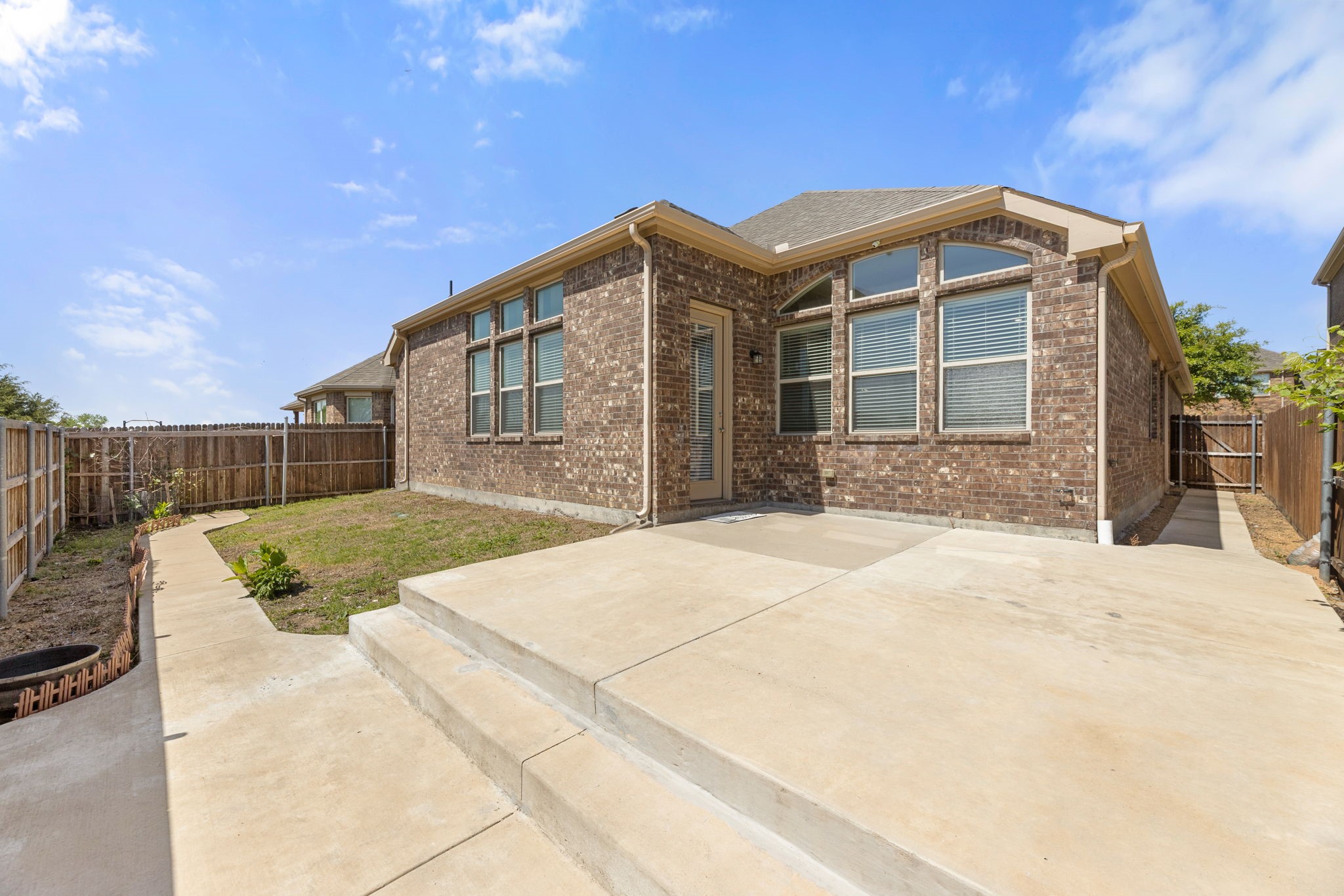 3006 Grand Bay Drive, Garland, TX, 75040 | 21074551 | Realty Texas LLC