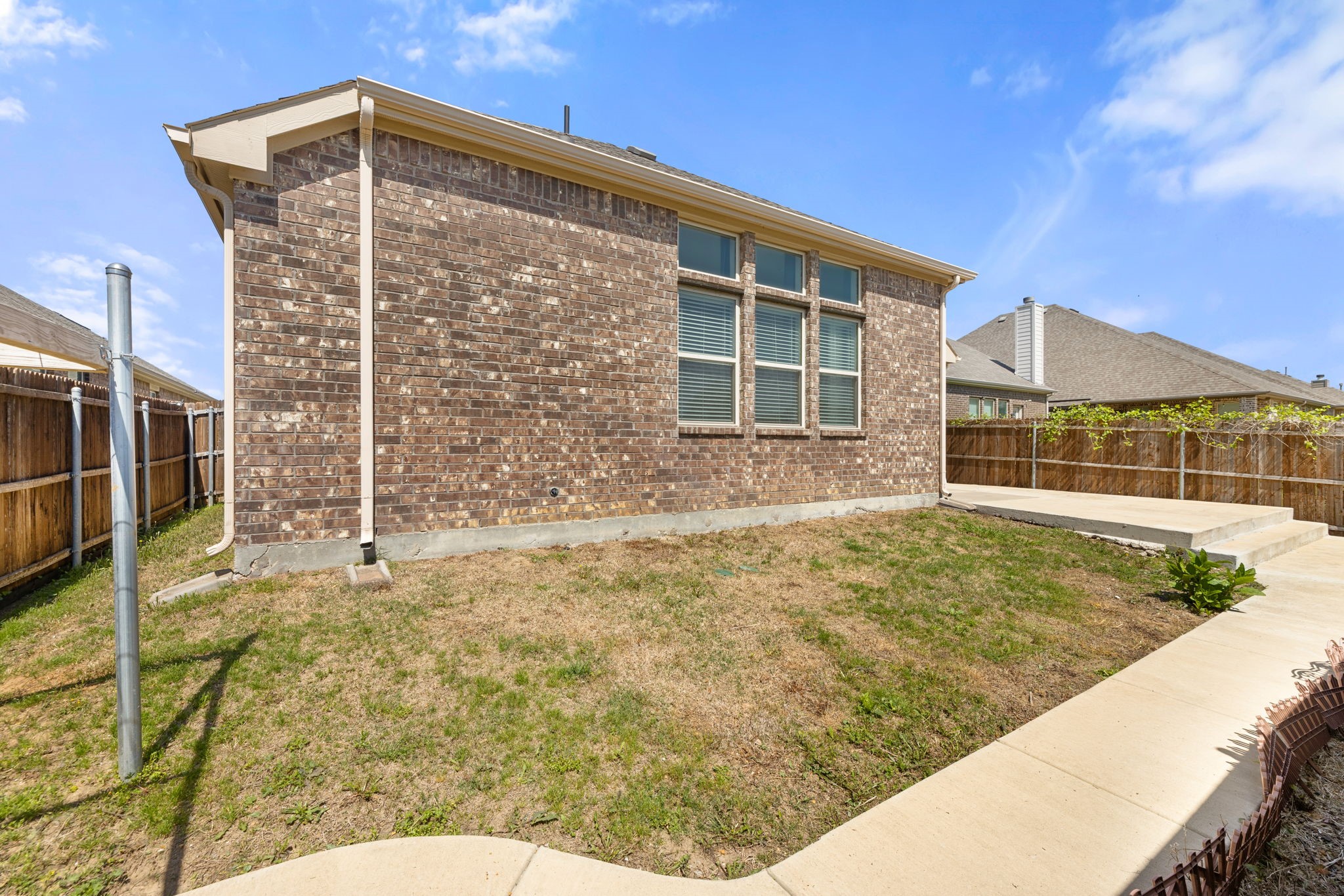 3006 Grand Bay Drive, Garland, TX, 75040 | 21074551 | Realty Texas LLC