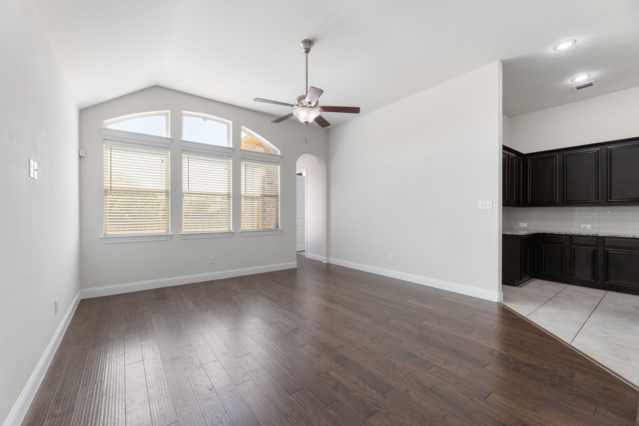 3006 Grand Bay Drive, Garland, TX, 75040 | 21074551 | Realty Texas LLC