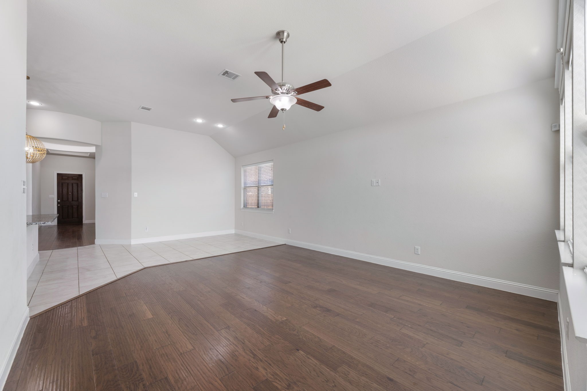 3006 Grand Bay Drive, Garland, TX, 75040 | 21074551 | Realty Texas LLC