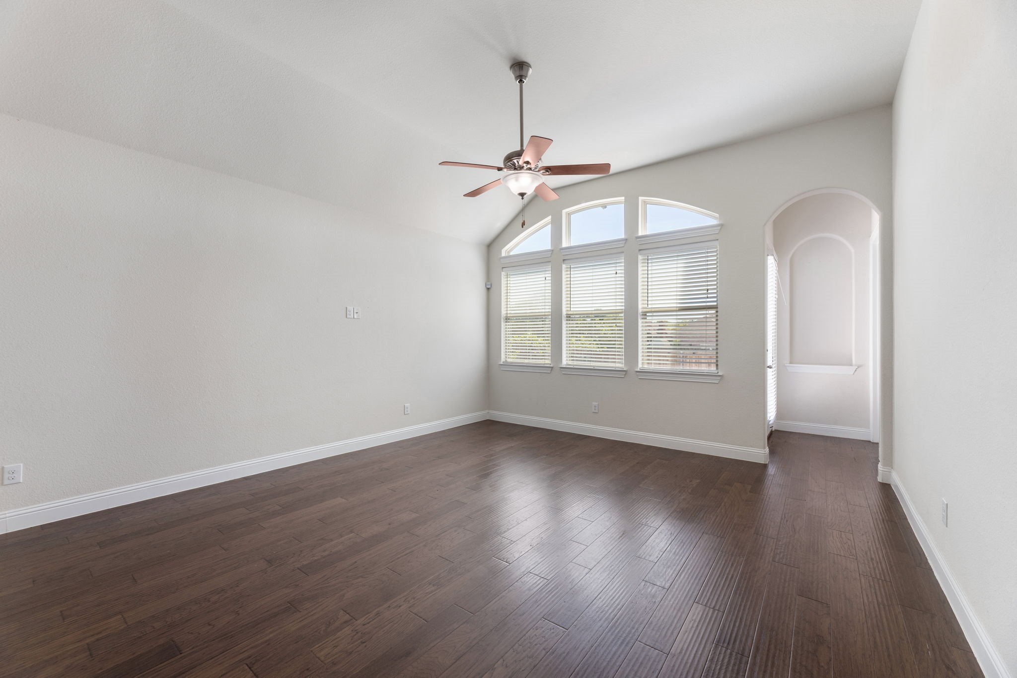 3006 Grand Bay Drive, Garland, TX, 75040 | 21074551 | Realty Texas LLC