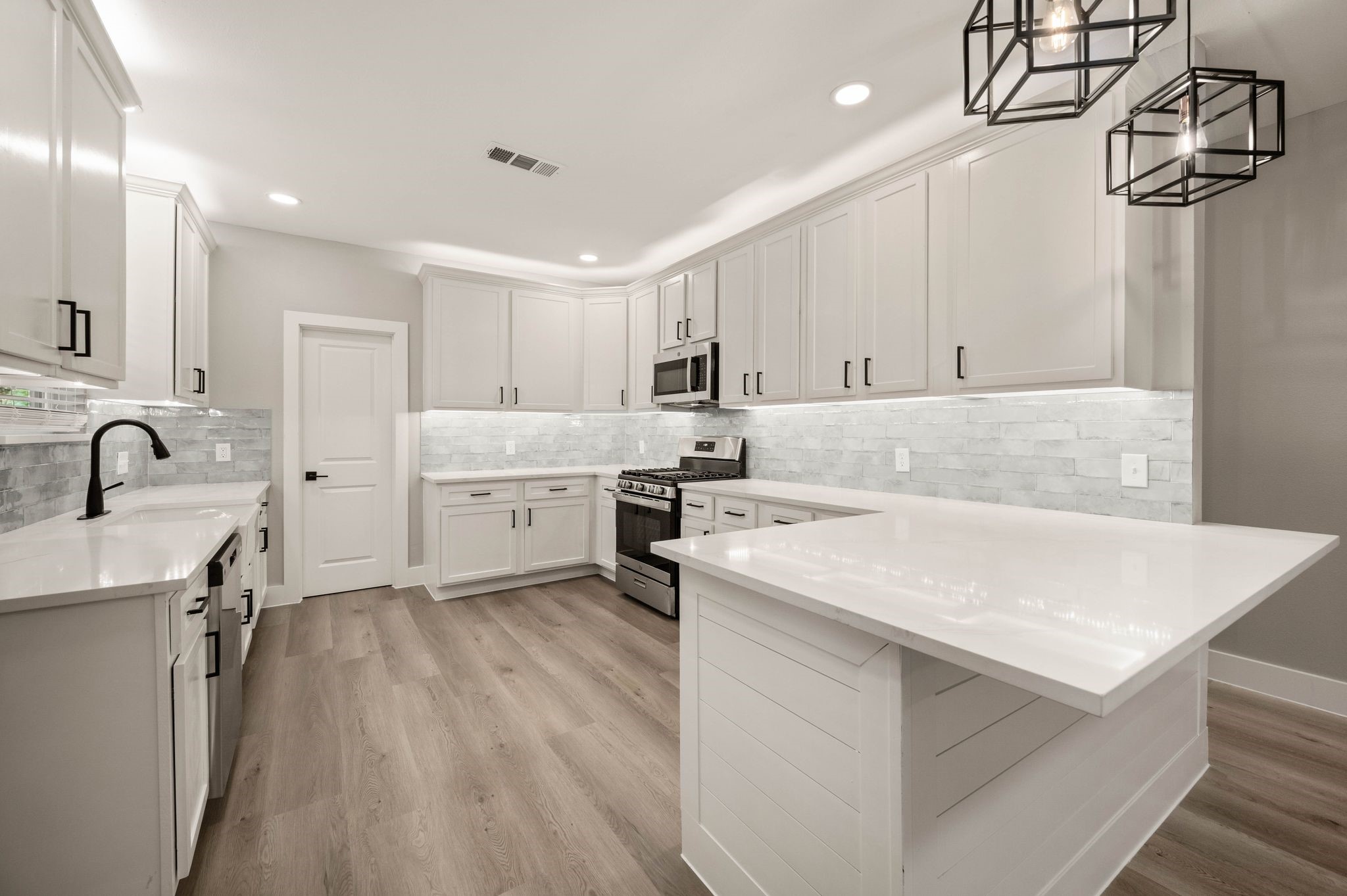 3329 Hemphill Street, Fort Worth, TX, 76110 | 21074597 | Realty Texas LLC