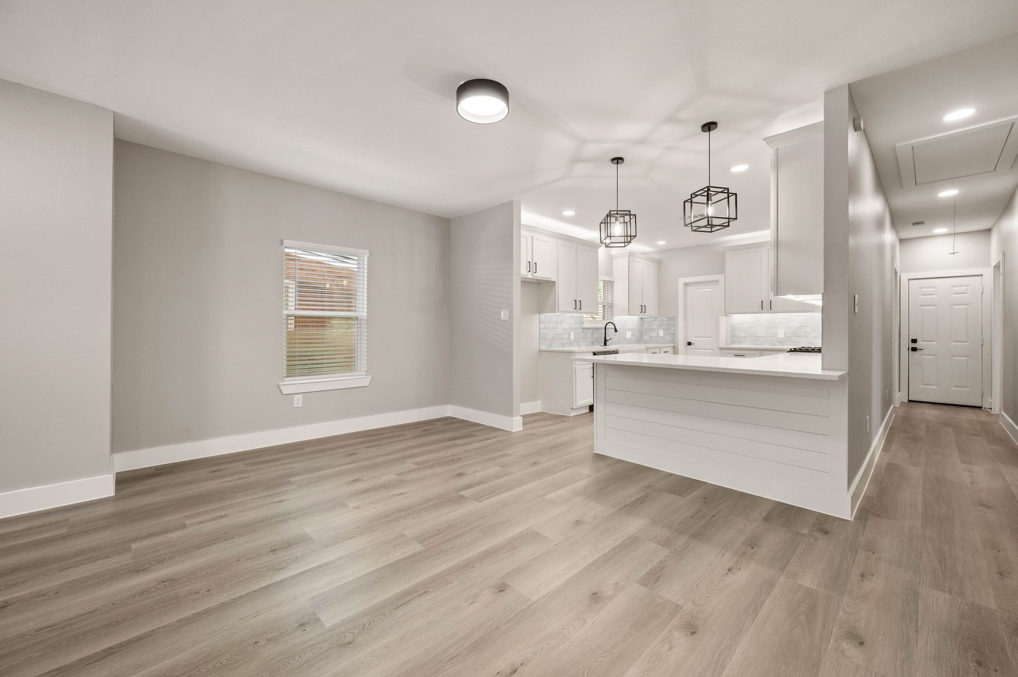 3329 Hemphill Street, Fort Worth, TX, 76110 | 21074597 | Realty Texas LLC