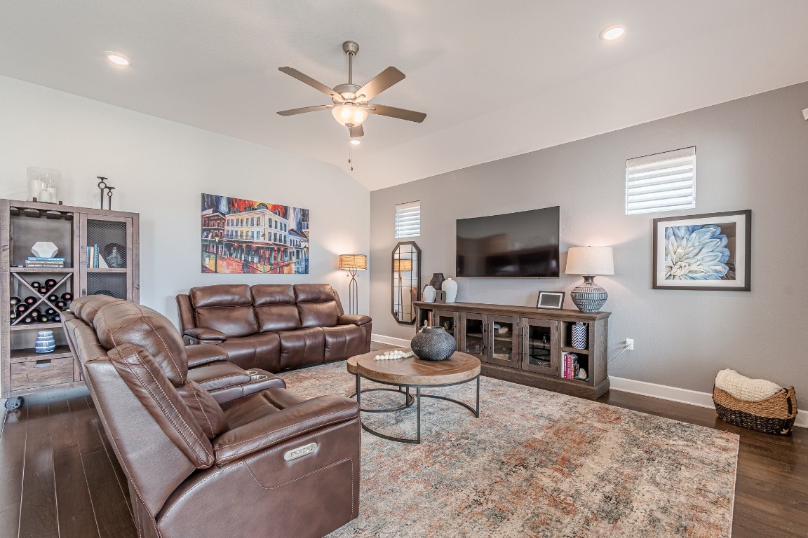 117 Playing Cypress Drive, San Marcos, TX, 78666 | 5676195 | Realty Texas LLC