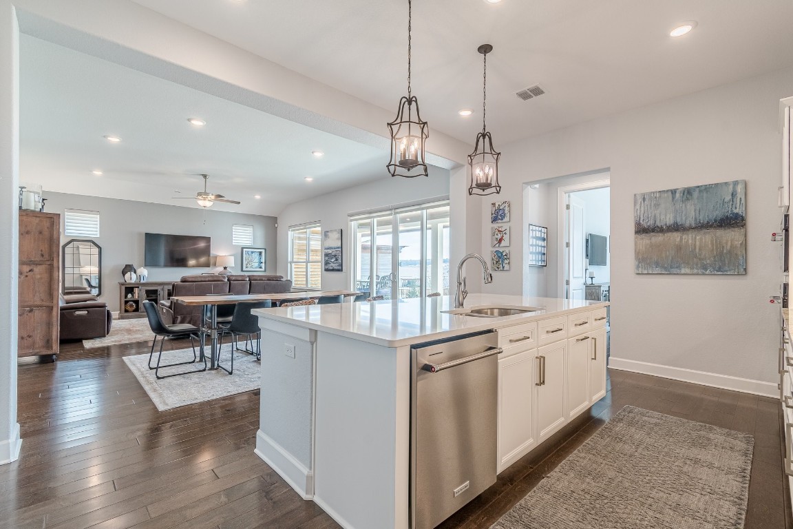 117 Playing Cypress Drive, San Marcos, TX, 78666 | 5676195 | Realty Texas LLC