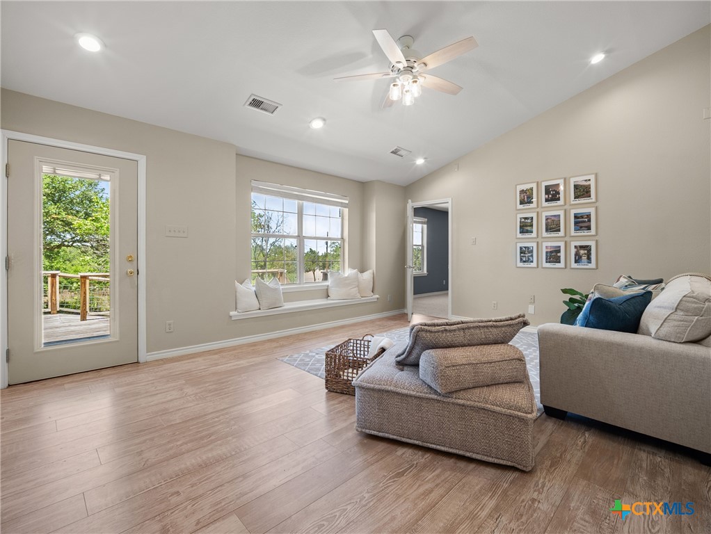 504 Oak Grove Road, San Marcos, TX, 78666 | 594545 | Realty Texas LLC