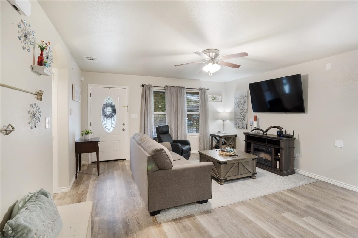 3201 King Street, Greenville, TX, 75401 | 21080525 | Realty Texas LLC