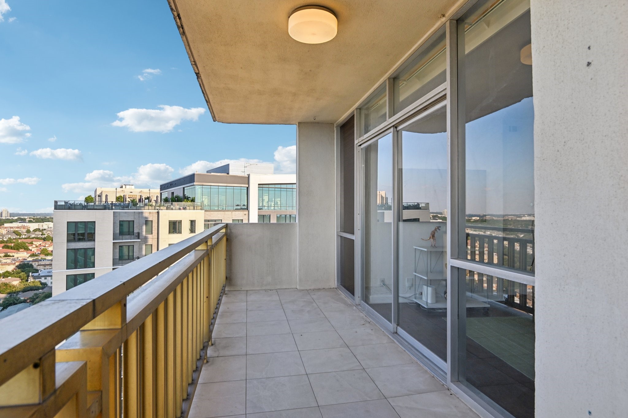 6211 W Northwest Highway 2306, Dallas, TX, 75225 | 21079804 | Realty Texas LLC