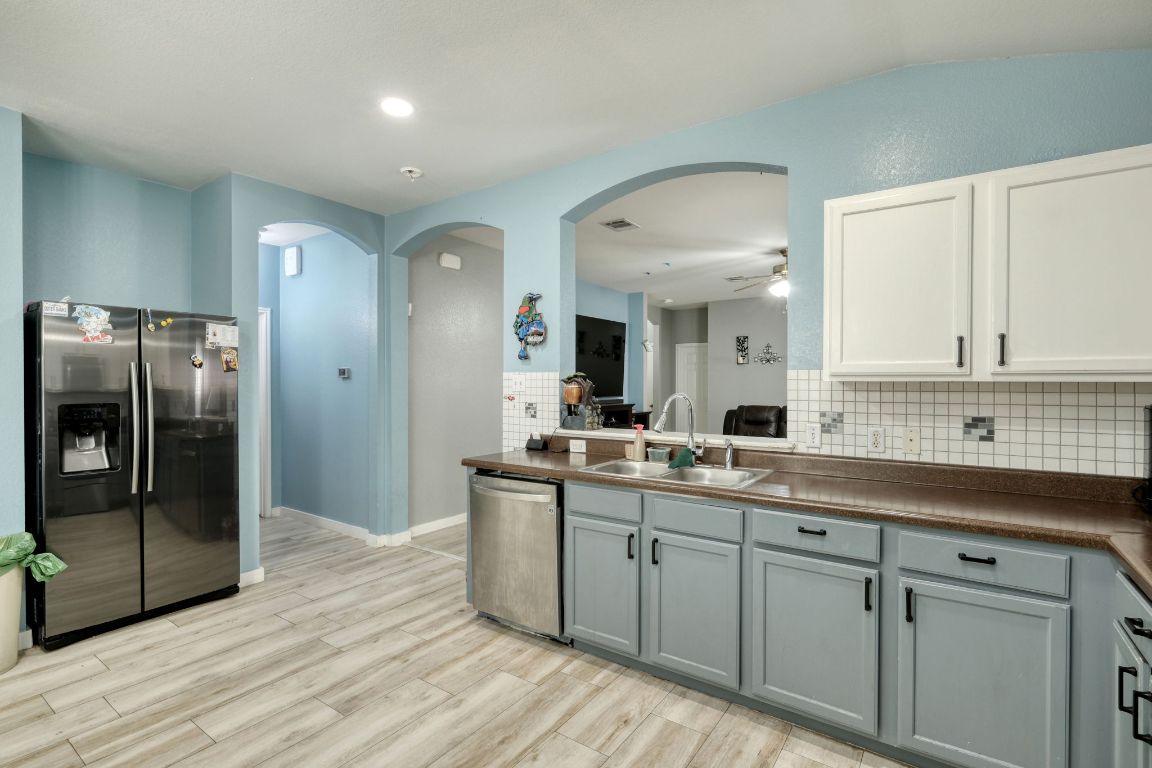 211 Vallecito Drive, Georgetown, TX, 78626 | 3355464 | Realty Texas LLC