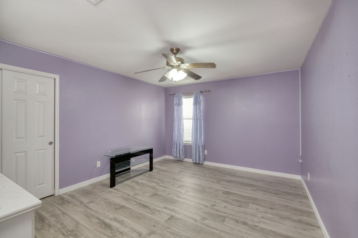 211 Vallecito Drive, Georgetown, TX, 78626 | 3355464 | Realty Texas LLC