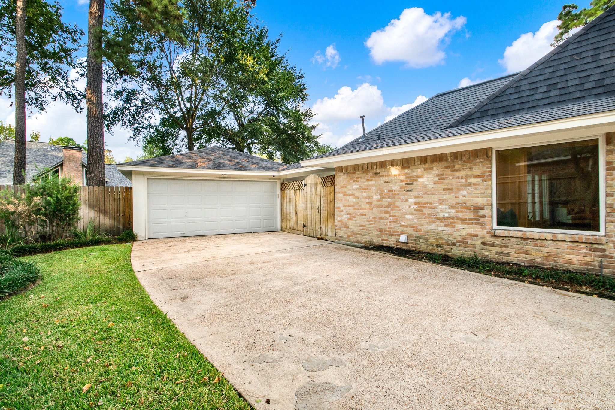 6214 Larkmount Drive, Spring, TX, 77389 | 44023628 | Realty Texas LLC