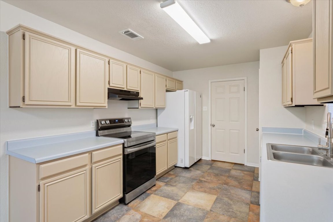 204 Rodeo Circle, Copperas Cove, TX, 76522 | 5885183 | Realty Texas LLC