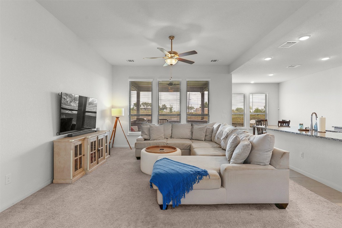 915 Blue Violet, New Braunfels, TX, 78130 | 7927010 | Realty Texas LLC