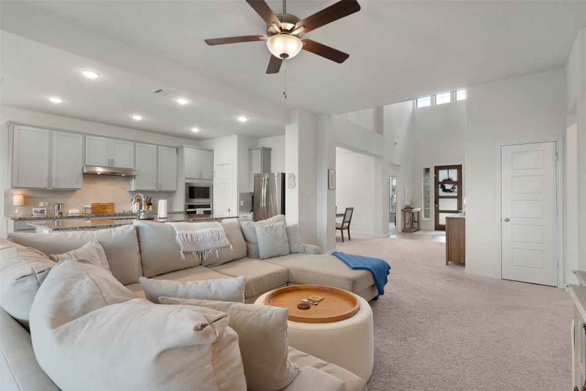 915 Blue Violet, New Braunfels, TX, 78130 | 7927010 | Realty Texas LLC