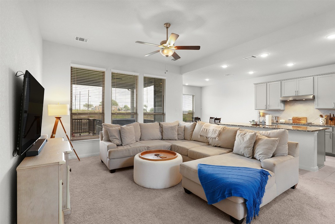 915 Blue Violet, New Braunfels, TX, 78130 | 7927010 | Realty Texas LLC