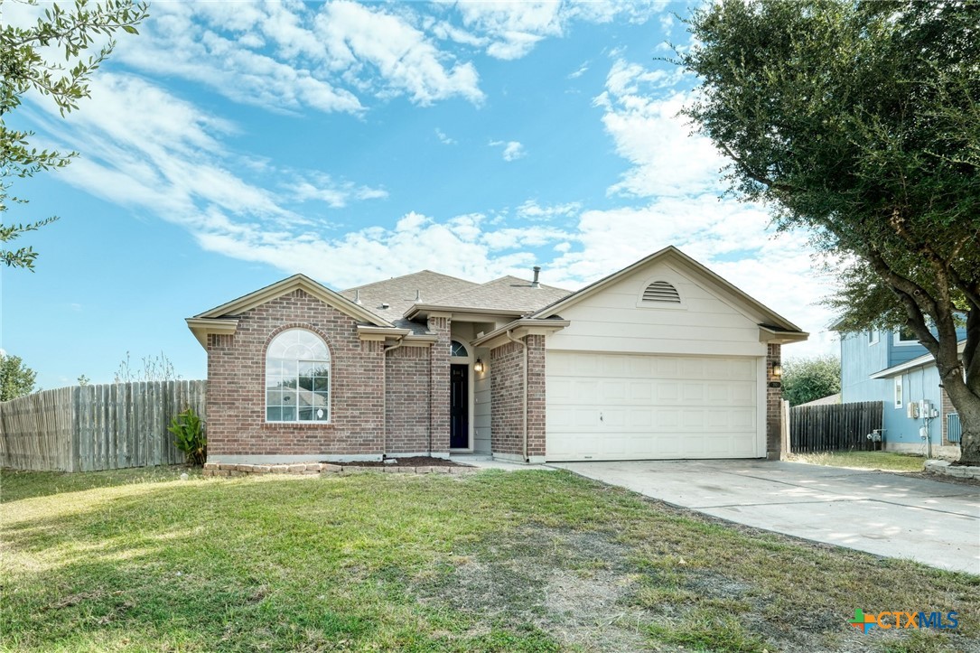 For Sale: 310 Forsyth Court Blog Image Banner