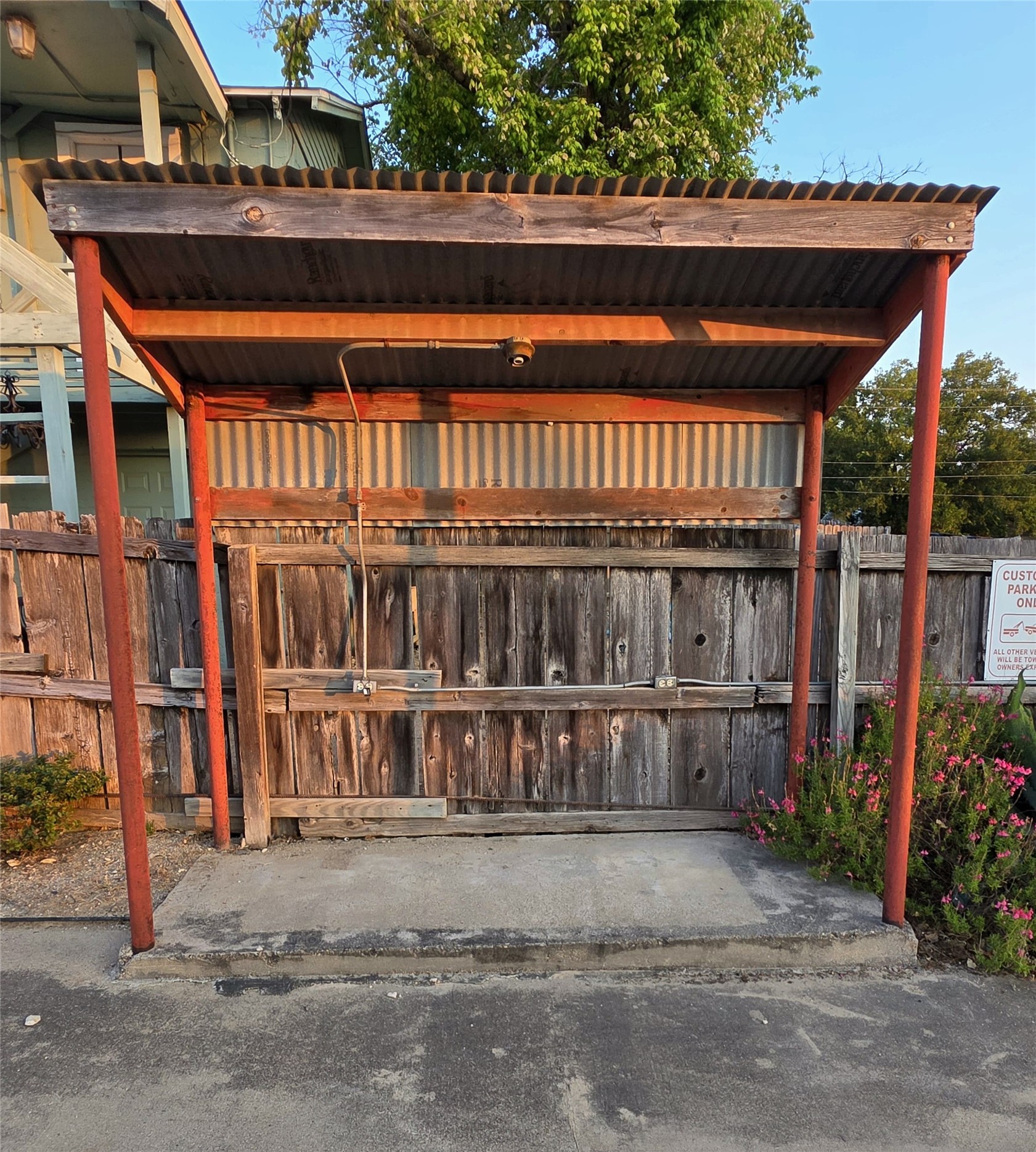 108 E Morgan, Meridian, TX, 76665 | 21085848 | Realty Texas LLC