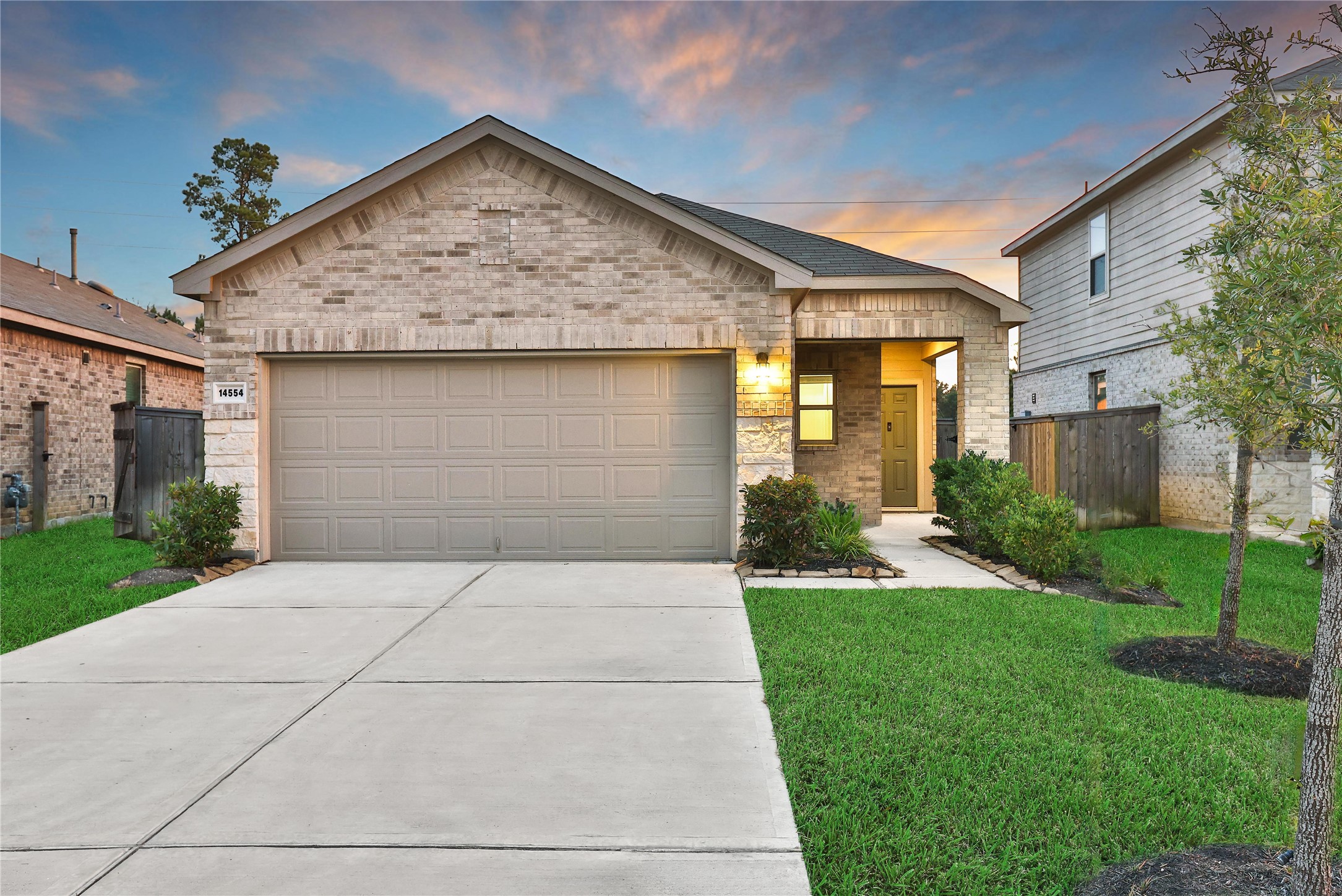 14554 Rustic Birch Drive, Conroe, TX 77302 | MLS 56787450| Realty Texas