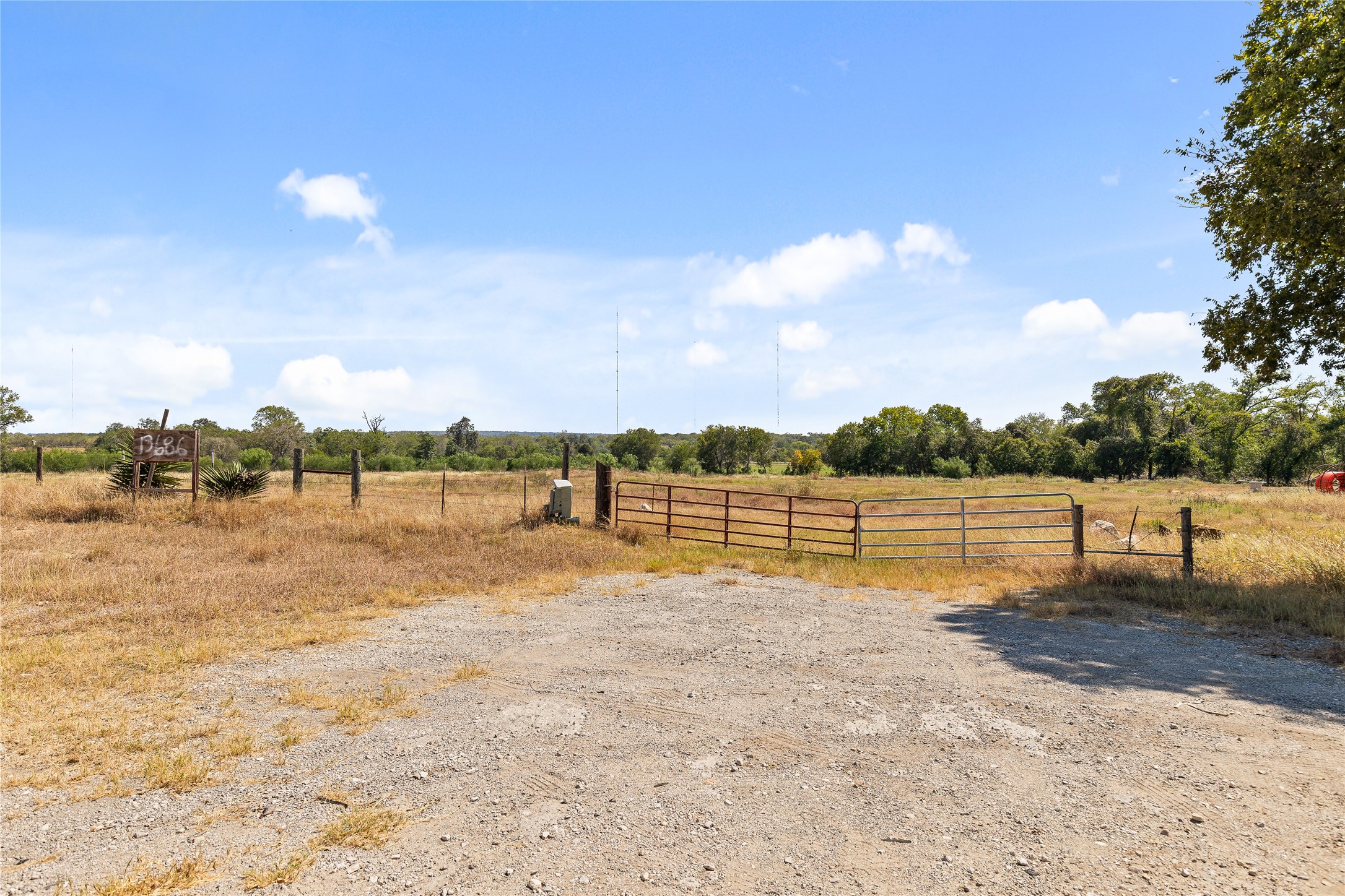 13686 E LOOP 1604 S LOOP, San Antonio, TX, 78263 | 8491471 | Realty Texas LLC