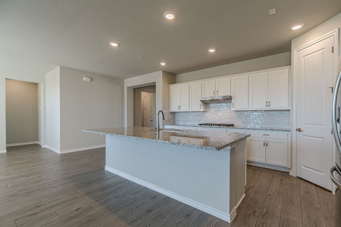 140 Surfside Street 101, San Marcos, TX, 78666 | 1386929 | Realty Texas LLC