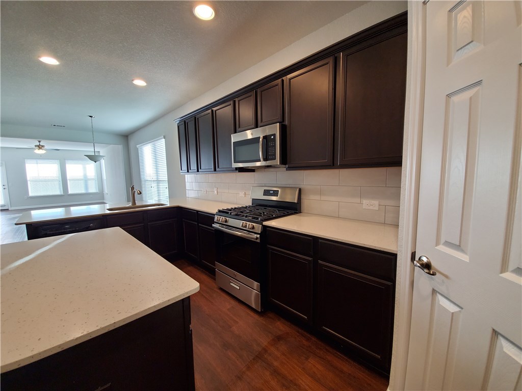 813 Fortrose Terrace, Pflugerville, TX, 78660 | 5893249 | Realty Texas LLC