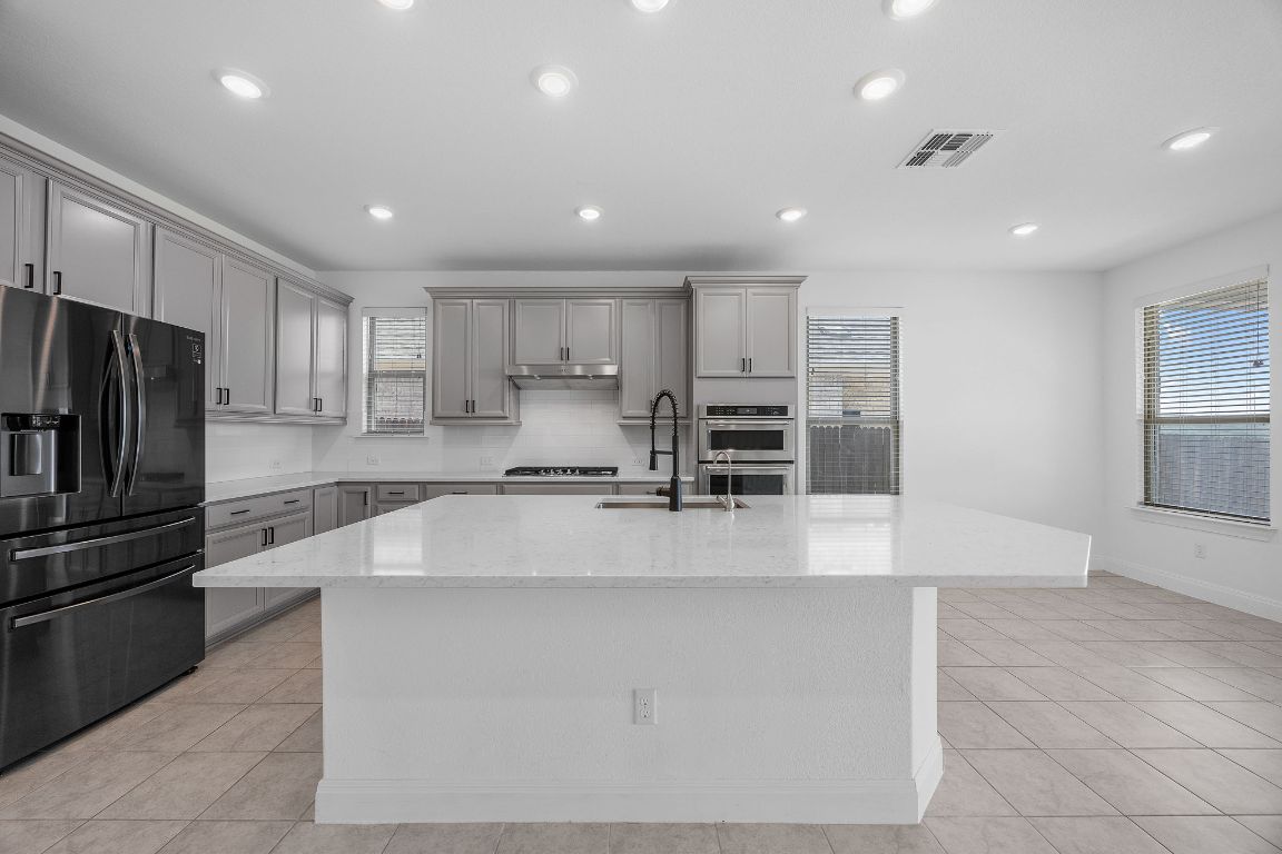 22212 Coyote Cave Trail, Spicewood, TX, 78669 | 1203859 | Realty Texas LLC