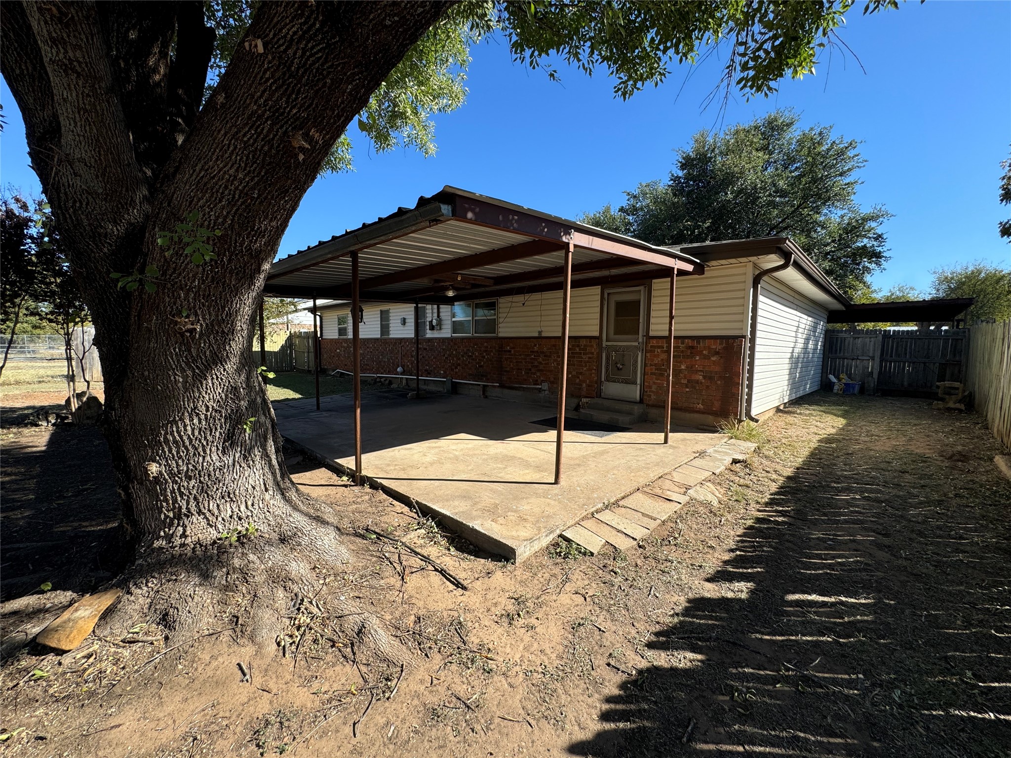 1308 W 12th Street, Cisco, TX, 76437 | 21111089 | Realty Texas LLC