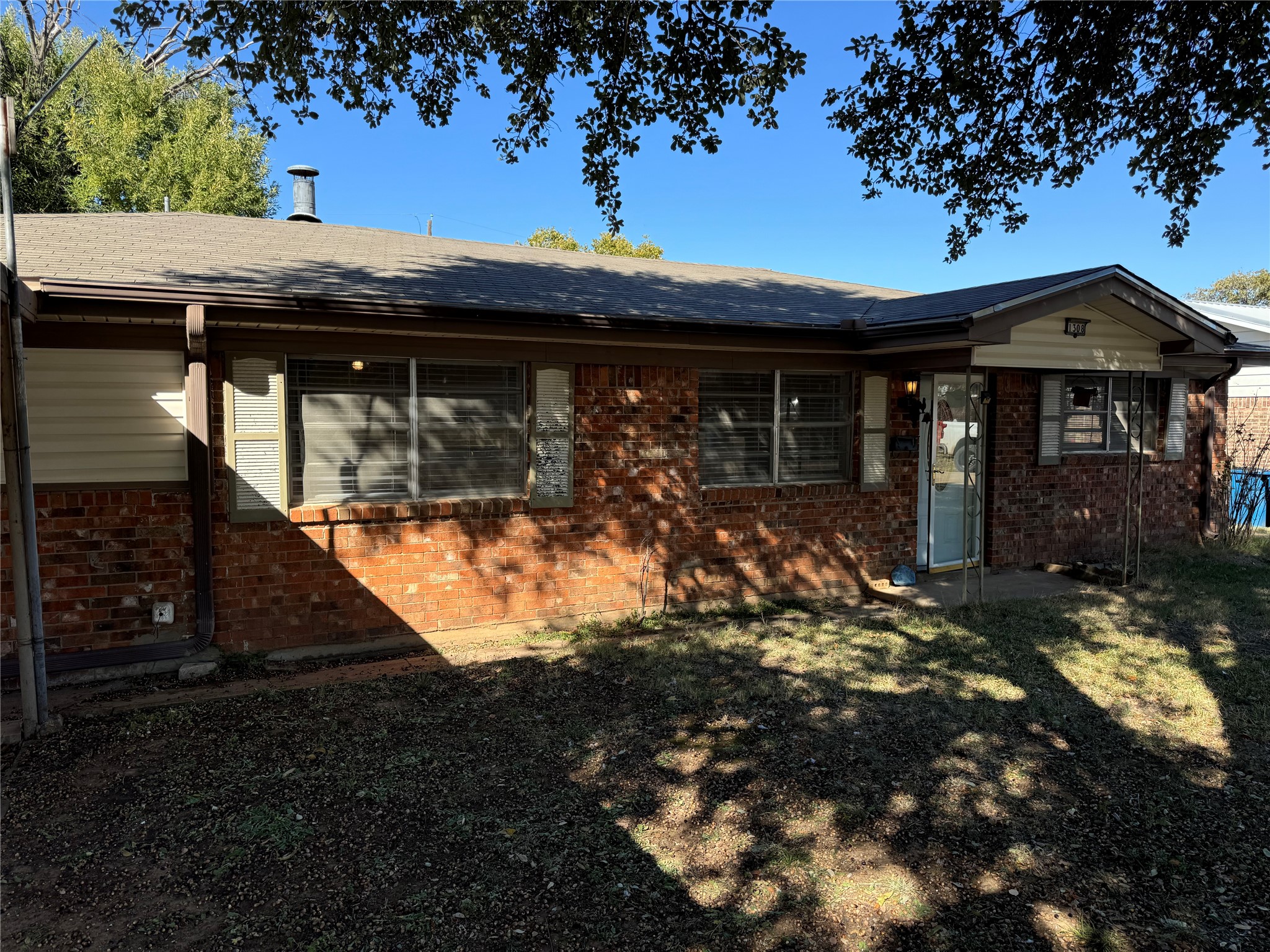 1308 W 12th Street, Cisco, TX, 76437 | 21111089 | Realty Texas LLC