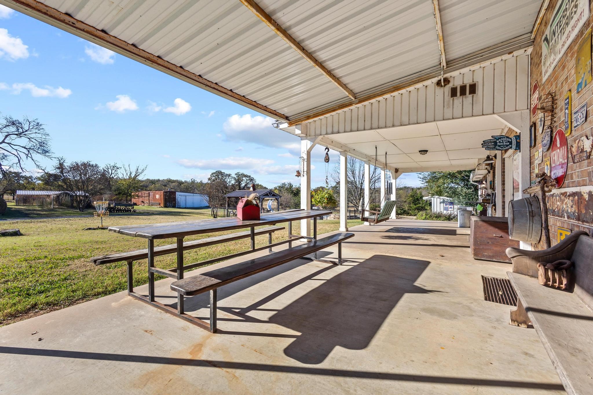 2321 County Rd 2100, Ivanhoe, TX, 75447 | 21121610 | Realty Texas LLC