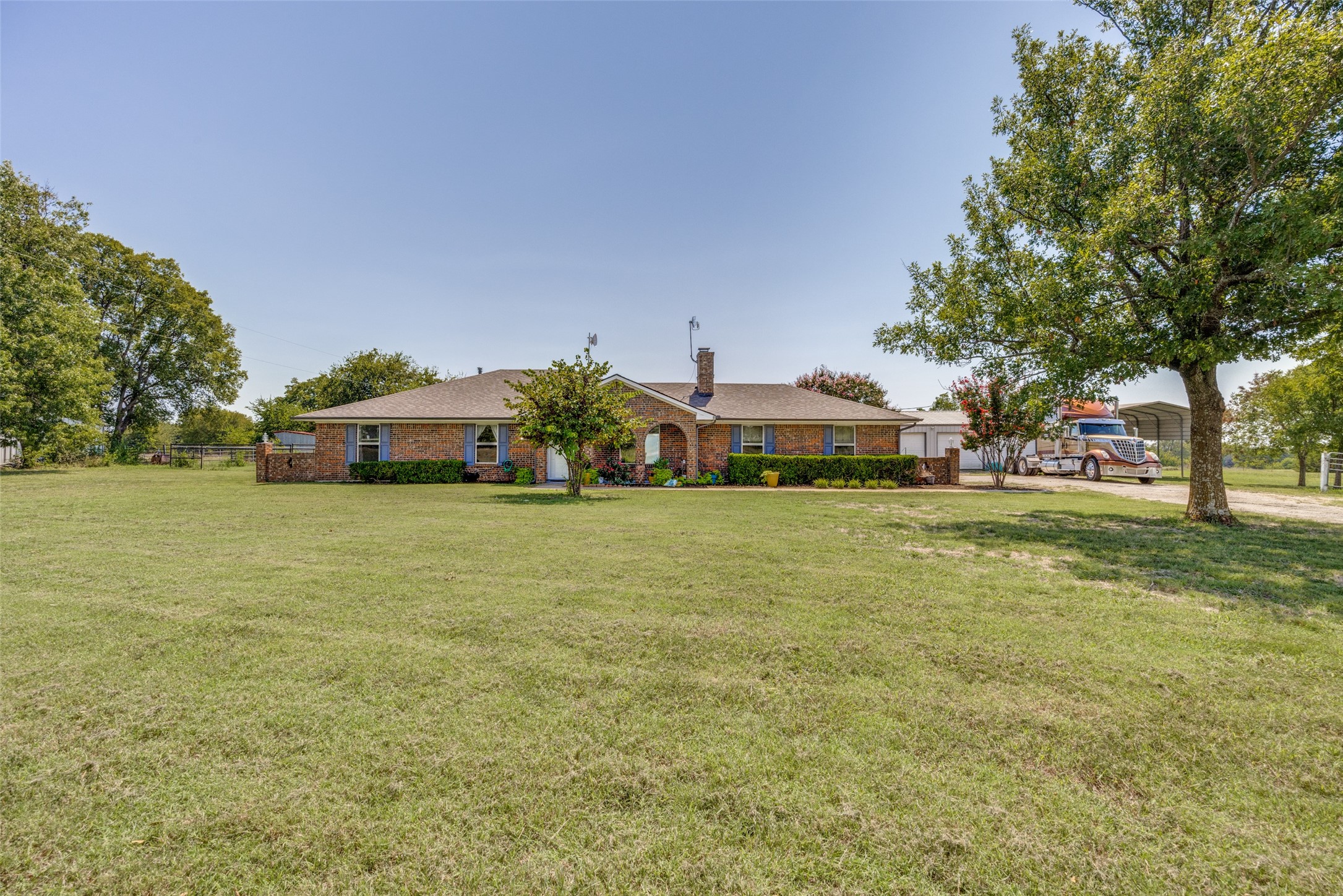 903 W Houston Street, Anna, TX, 75409 | 21121721 | Realty Texas LLC