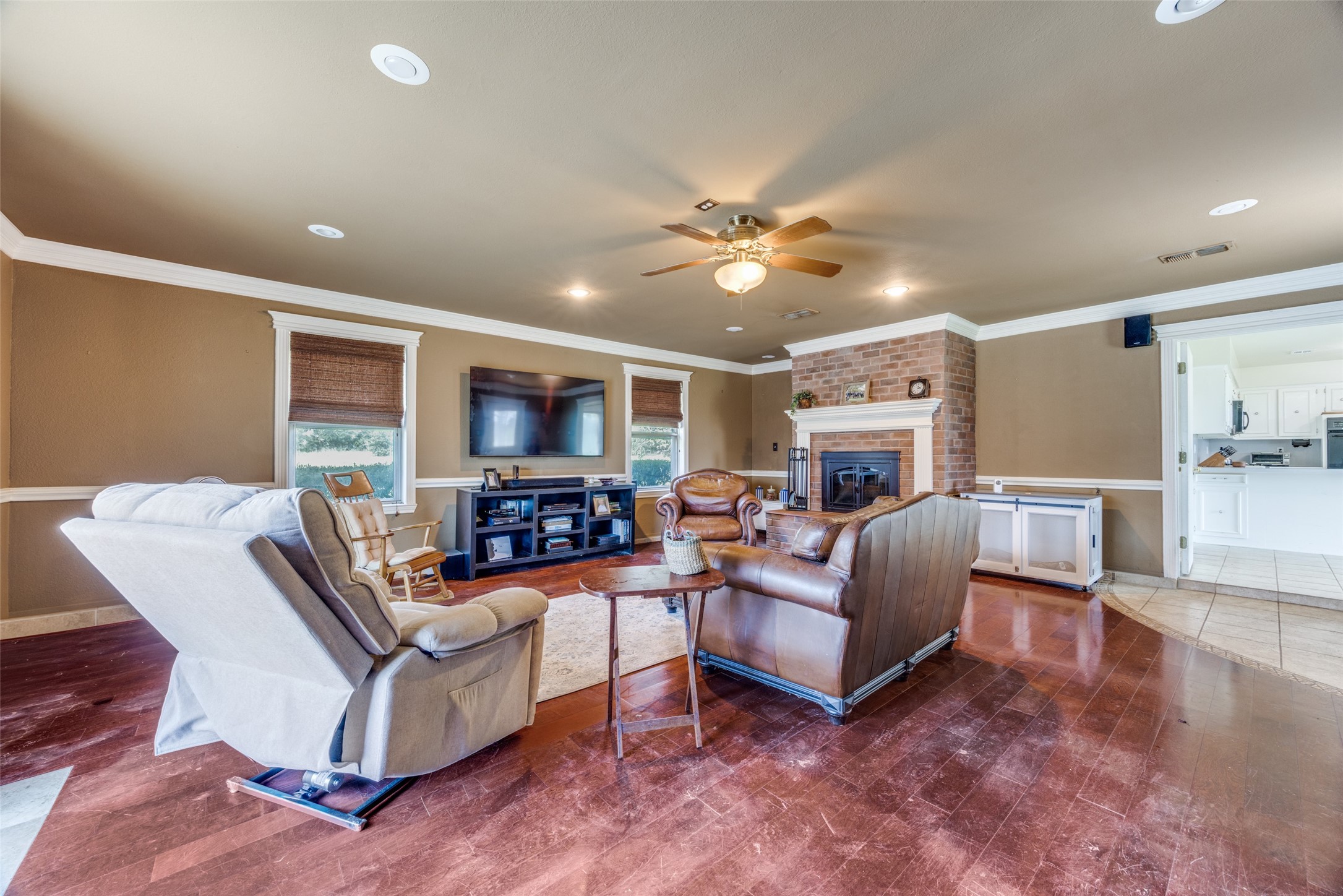 903 W Houston Street, Anna, TX, 75409 | 21121721 | Realty Texas LLC