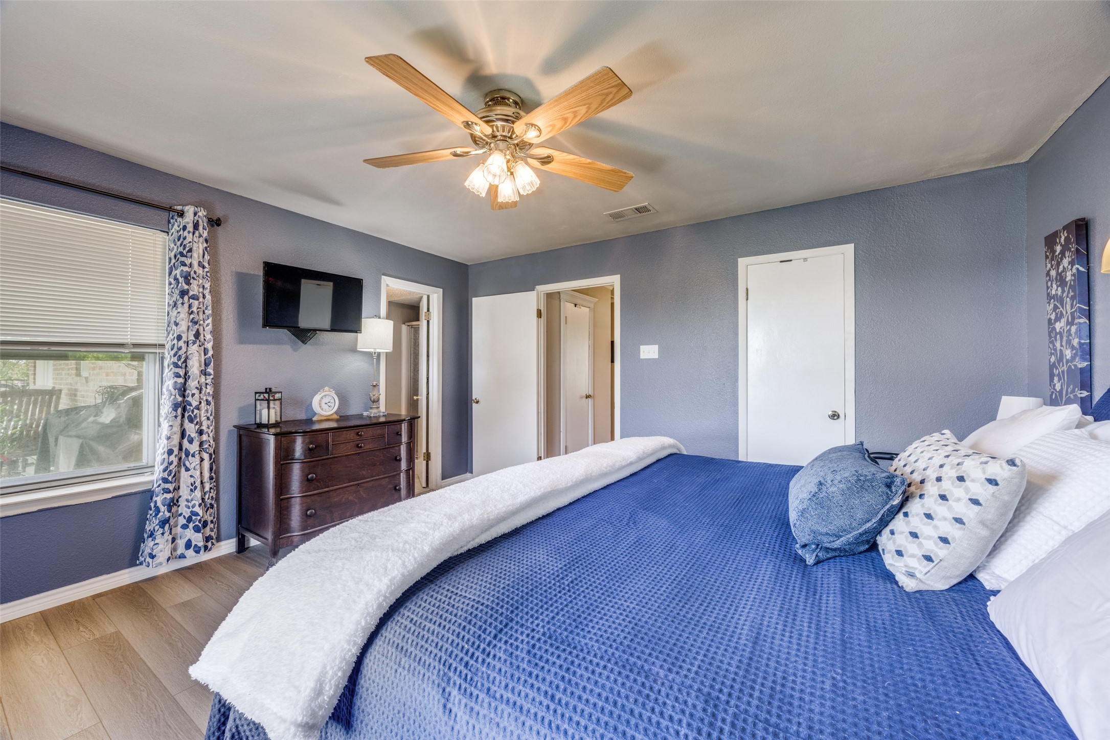 903 W Houston Street, Anna, TX, 75409 | 21121721 | Realty Texas LLC