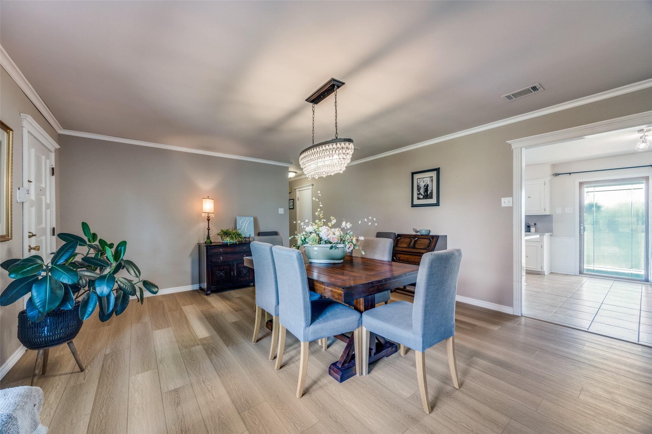 903 W Houston Street, Anna, TX, 75409 | 21121721 | Realty Texas LLC