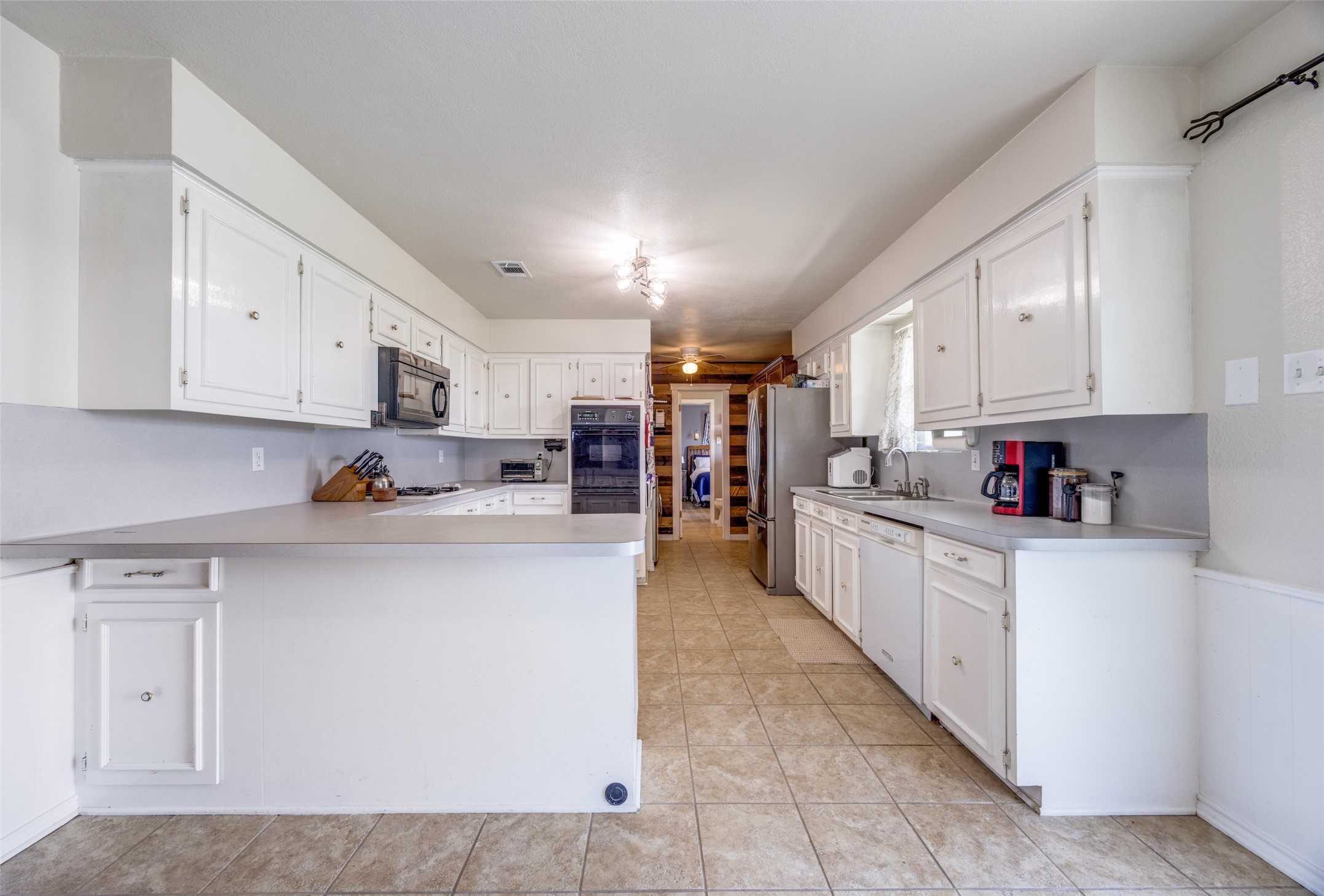 903 W Houston Street, Anna, TX, 75409 | 21121721 | Realty Texas LLC