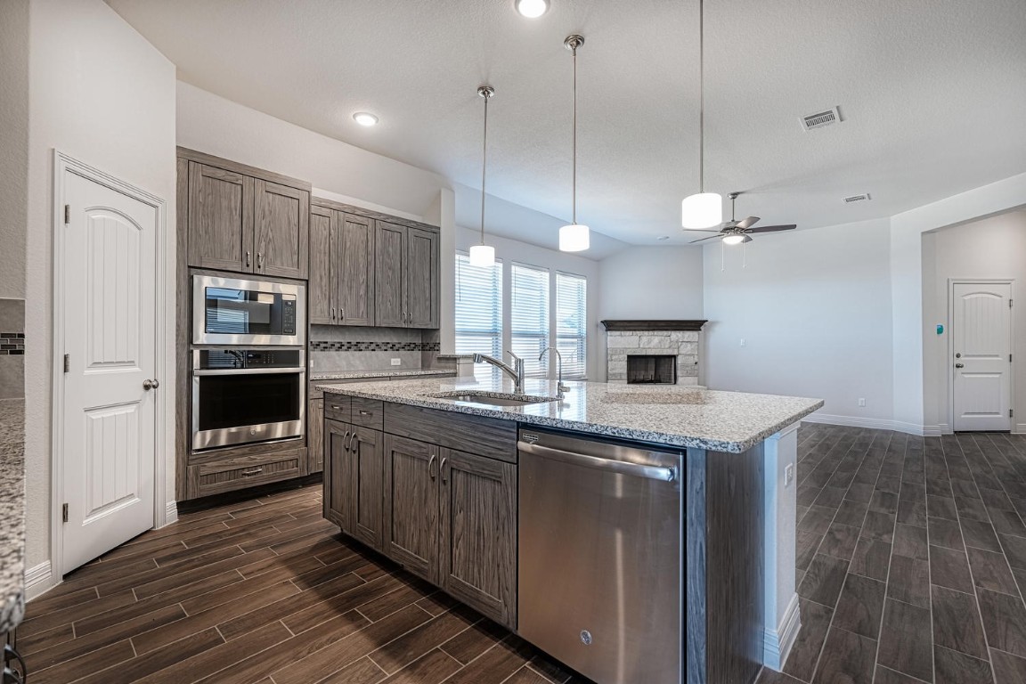 126 Russet Trail, Georgetown, TX, 78628 | 5191190 | Realty Texas LLC