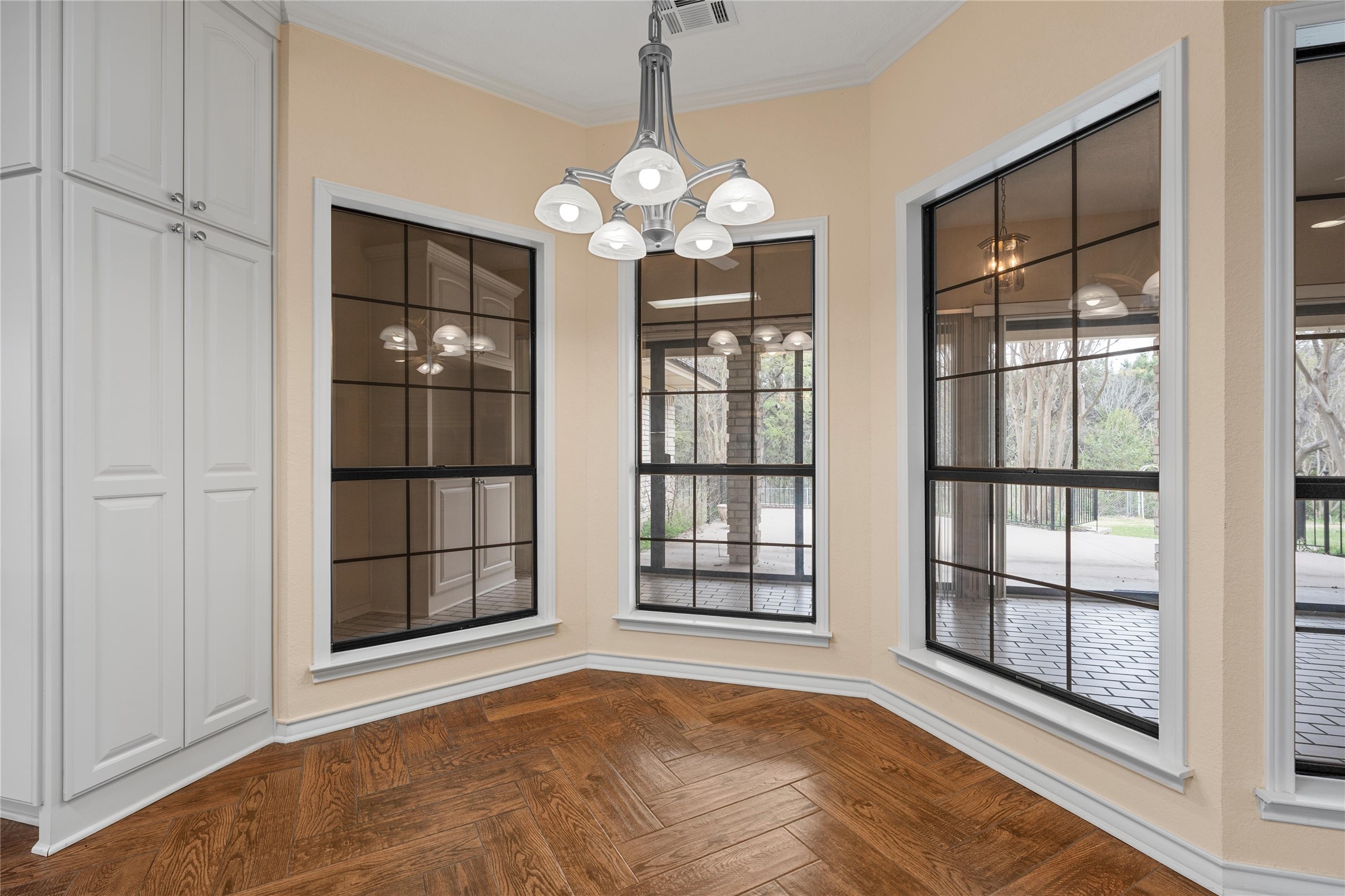 2510 OAK RIDGE, Clifton, TX, 76634 | 21123691 | Realty Texas LLC