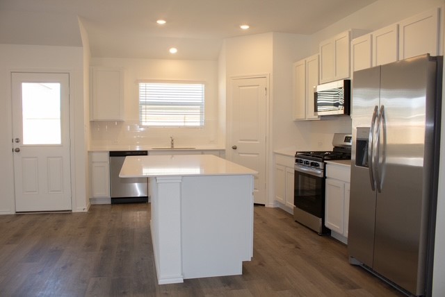 203 Donnington Drive, Hutto, TX, 78634 | 6556810 | Realty Texas LLC