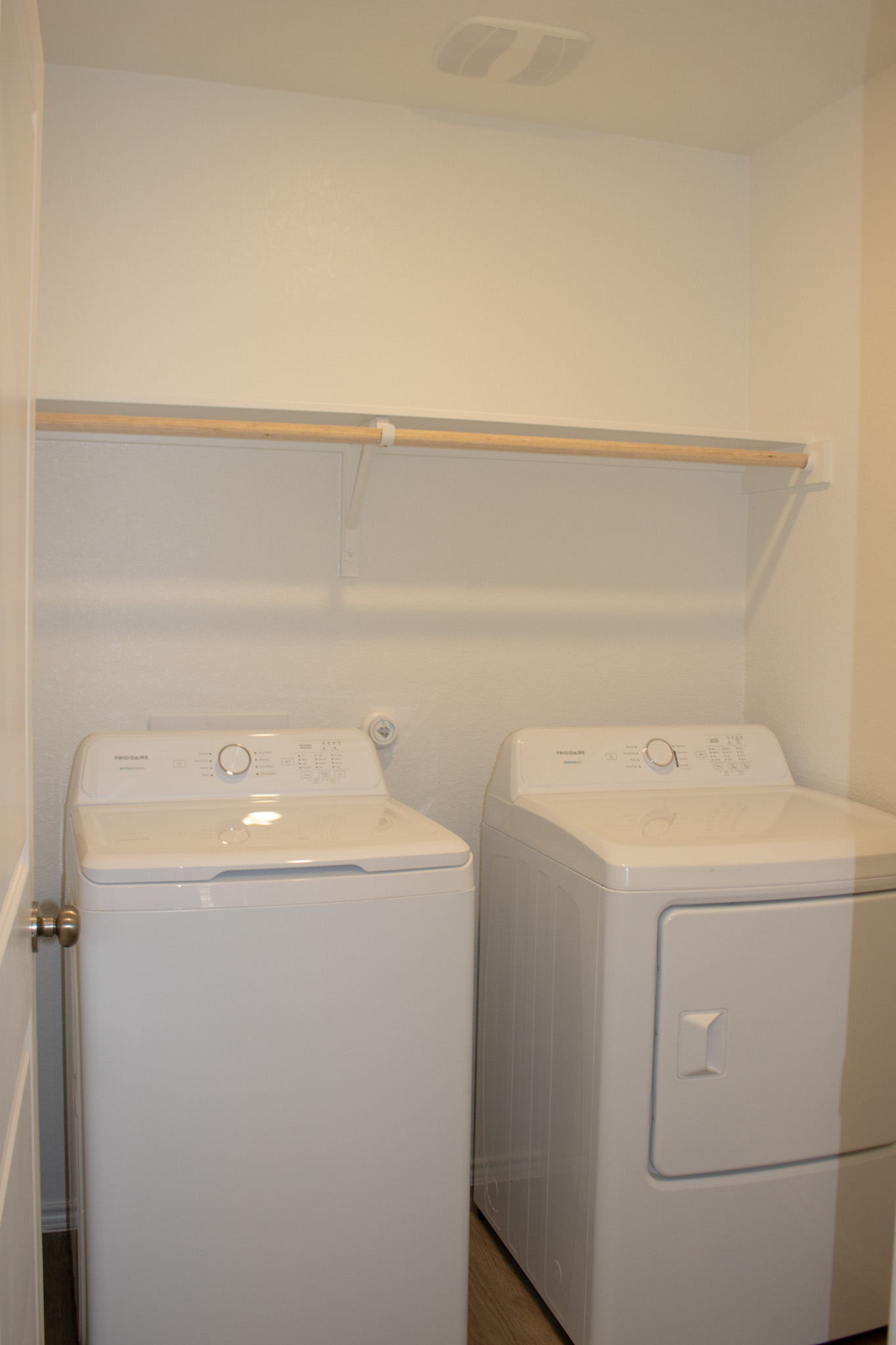 203 Donnington Drive, Hutto, TX, 78634 | 6556810 | Realty Texas LLC