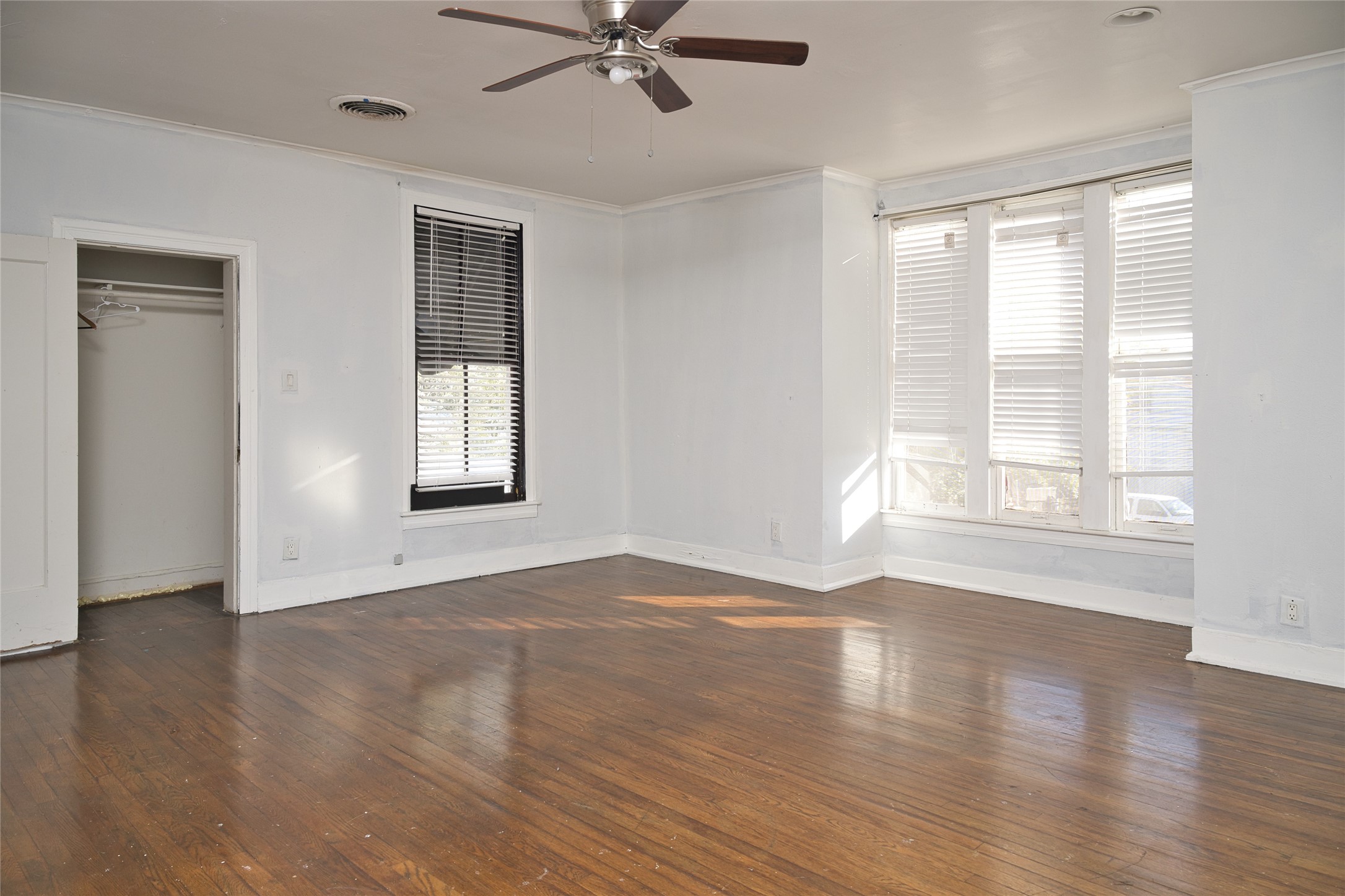 2514 Henry Street, Greenville, TX, 75401 | 21133362 | Realty Texas LLC