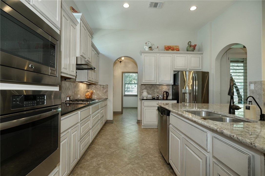 1239 Falling Hills DR, Georgetown, TX, 78628 | 3245100 | Realty Texas LLC