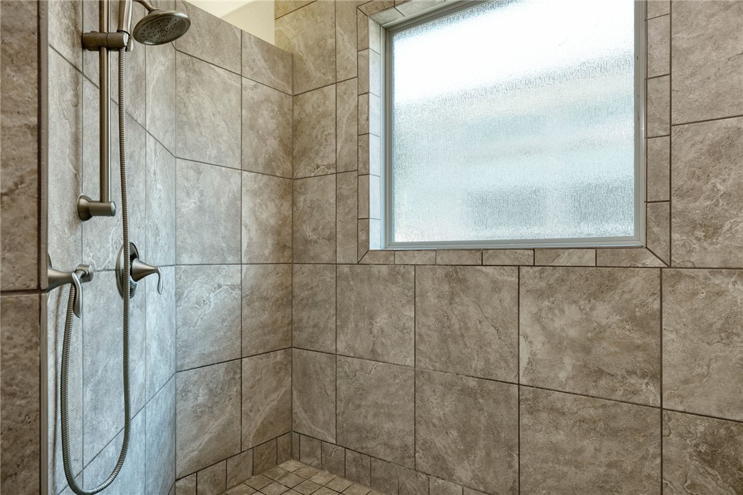 1239 Falling Hills DR, Georgetown, TX, 78628 | 3245100 | Realty Texas LLC